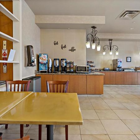 The Inn At Charles Town / Hollywood Casino المظهر الخارجي الصورة