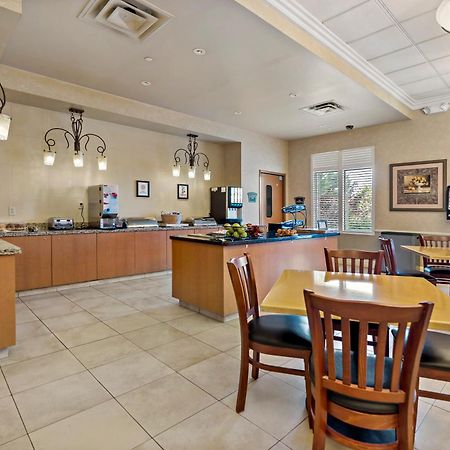The Inn At Charles Town / Hollywood Casino المظهر الخارجي الصورة