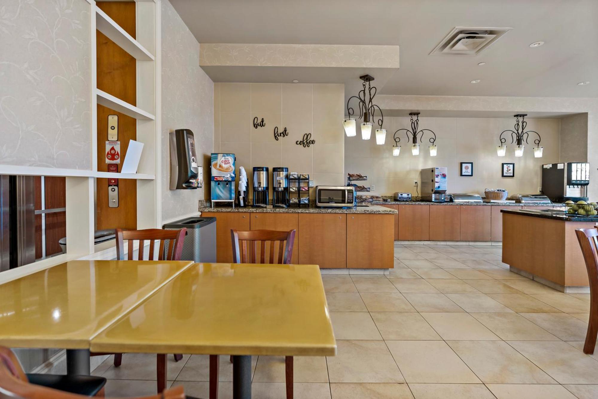 The Inn At Charles Town / Hollywood Casino المظهر الخارجي الصورة