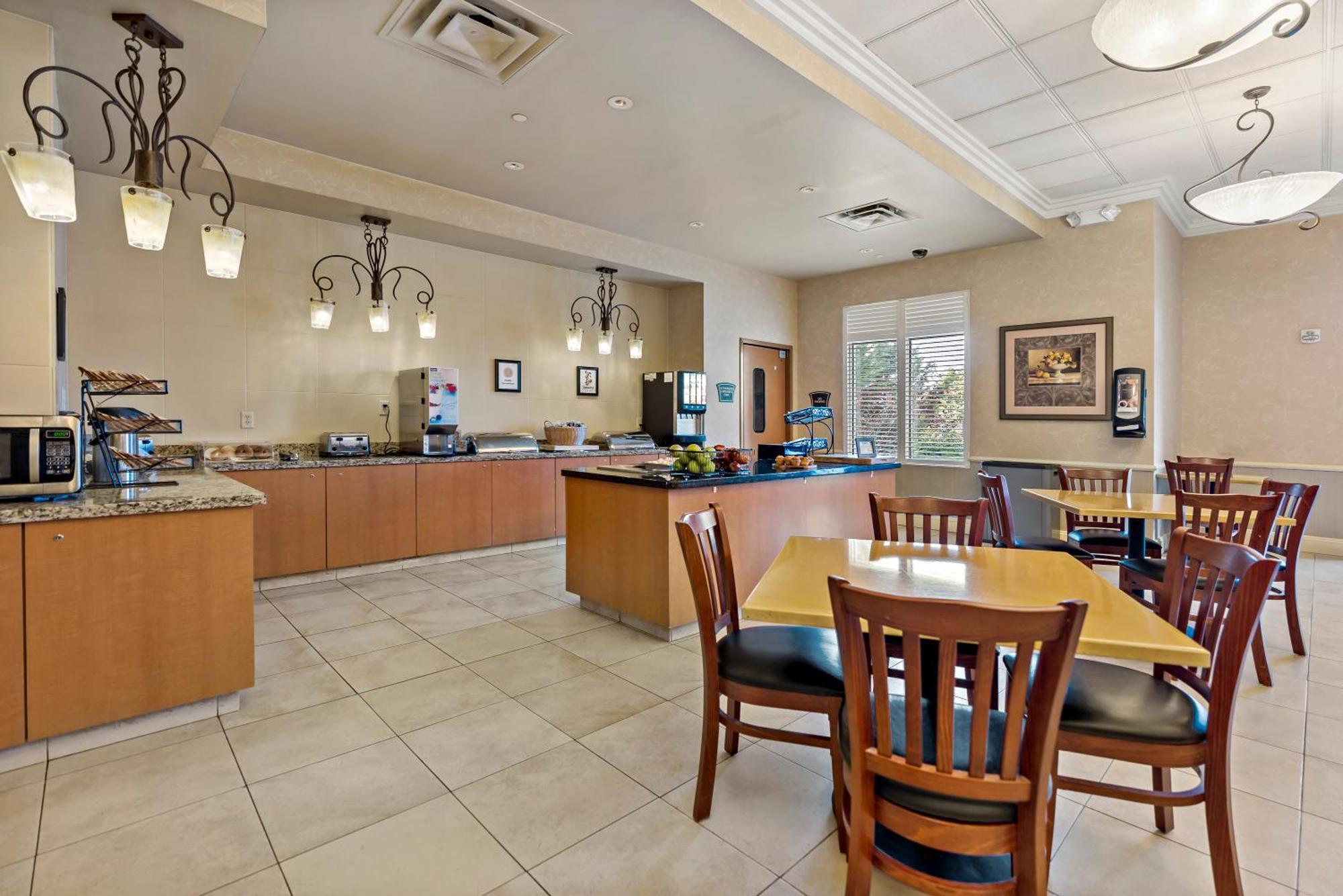 The Inn At Charles Town / Hollywood Casino المظهر الخارجي الصورة